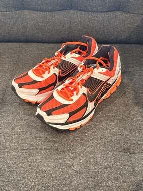 Nike Zoom Vomero 5 Total Orange/Black/White Sneakers